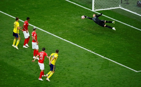 Đánh bại Thụy Sỹ, Thụy Điển giành vé vào vòng tứ kết