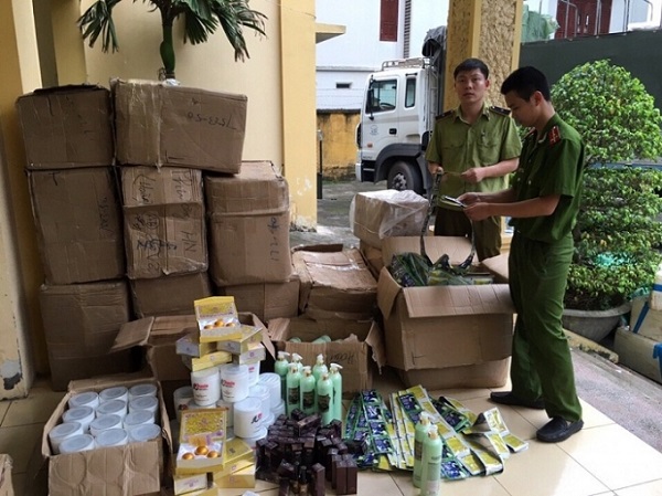 Lực lượng QLTT tuần qua: Xử lý hơn 2.000 vụ vi phạm, xử phạt hành chính 4,5 tỷ đồng