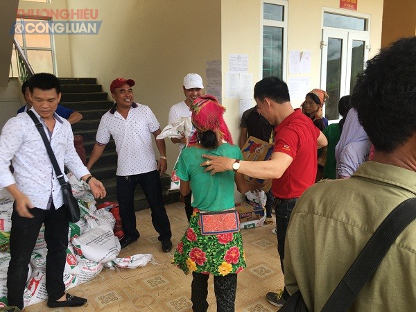Đoàn thiện nguyện Hà Nội về với huyện Mường Tè, tỉnh Lai Châu - Hình 2