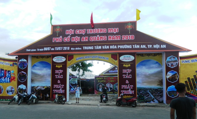 Khai mạc Hội chợ Thương mại phố cổ Hội An 2018