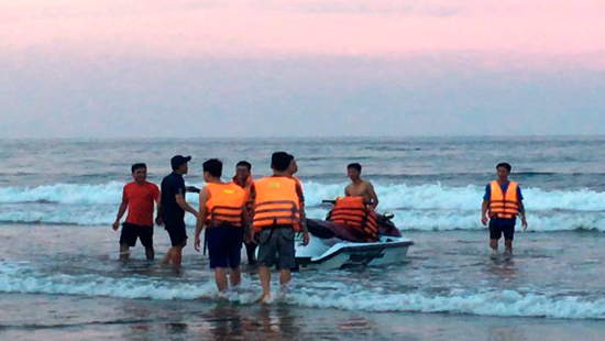 Thanh Hóa: Chiến sỹ cảnh sát PCCC bị thương khi nỗ lực cứu 4 nạn nhân đuối nước