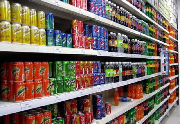 Nhiều ý kiến trái chiều xoay quanh việc đánh thuế nước ngọt