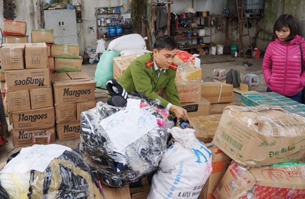 Lực lượng công an phạt vi phạm hành chính hơn 22 tỷ đồng từ các vụ buôn lậu, GLTM