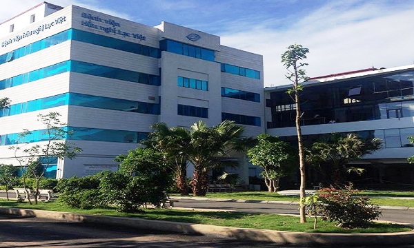 Tranh cãi về đơn thuốc được kê tại Bệnh viện Hữu nghị Lạc Việt