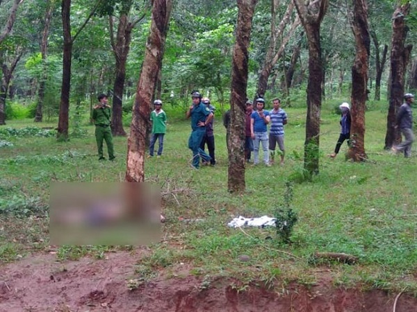 Đồng Nai: Tá hỏa phát hiện thi thể người đàn ông cháy đen trong lô cao su