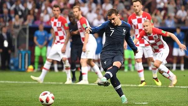 Cúp vàng World Cup 2018 gọi tên ĐT Pháp sau khi đánh bại Croatia - Hình 3
