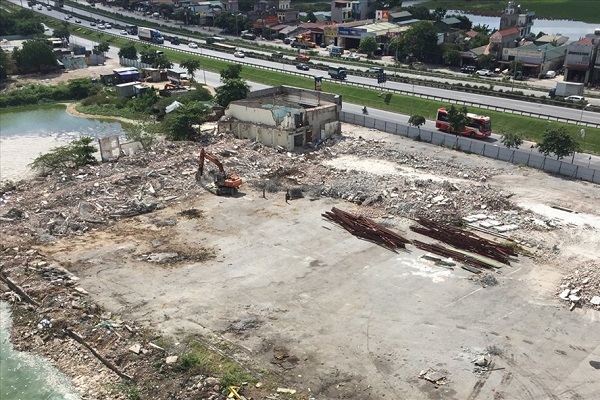 Hà Nội: Nhiều băn khoăn việc cấp phép cho bến xe tạm Yên Sở tới 50 năm