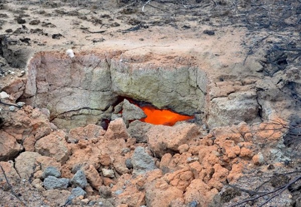 Nam Phi: Cháy một mỏ đồng ở Nam Phi, 5 người thiệt mạng - Hình 1