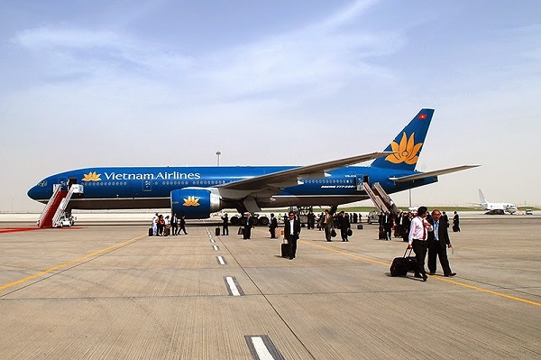 Vietnam Airlines xin lỗi khách hàng vì máy bay gặp sự cố