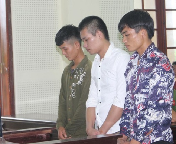 Nghệ An: Án tù cho 3 “yêu râu xanh” về tội hiếp dâm