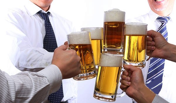 Vì sao người Nhật uống nhiều rượu bia nhưng ít bị rối loạn tiêu hóa? - Hình 1