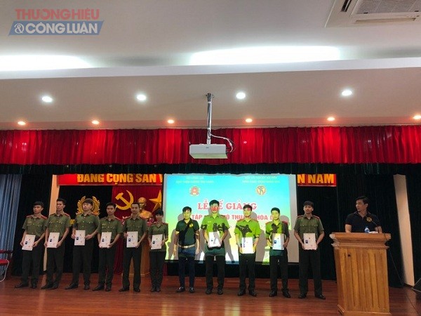 Hà Nội: Lễ bế giảng Lớp tập huấn võ thuật KD1 - Học viện Chính trị Công an Nhân dân - Hình 4