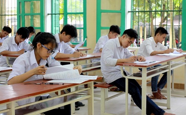 Bộ trưởng Bộ Giáo dục yêu cầu kiểm kết quả thi tại Lạng Sơn và Sơn La - Hình 1