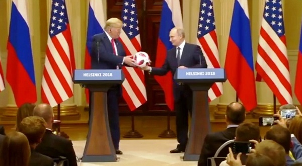 Khi ông Trump gặp ông Putin: Cơn ‘lốc xoáy' đảo lộn thế giới - Hình 4