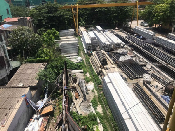 Quận Bắc Từ Liêm (Hà Nội): Trạm trộn bê tông gây ô nhiễm bao giờ mới được di dời?