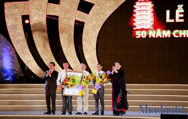 Hà Tĩnh: Xúc động Lễ kỷ niệm 50 năm Chiến thắng Ngã ba Đồng Lộc - Hình 2