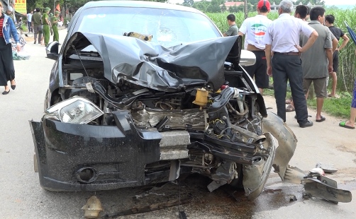 Thanh Hóa: Tai nạn giao thông nghiêm trọng khiến hai vợ chồng tử vong - Hình 1