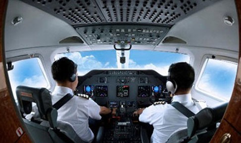 Bộ GTVT yêu cầu báo cáo chất lượng đầu vào phi công Vietnam Airlines - Hình 1