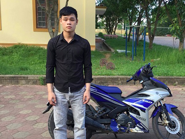 Khởi tố thanh niên cướp tài sản của cô gái