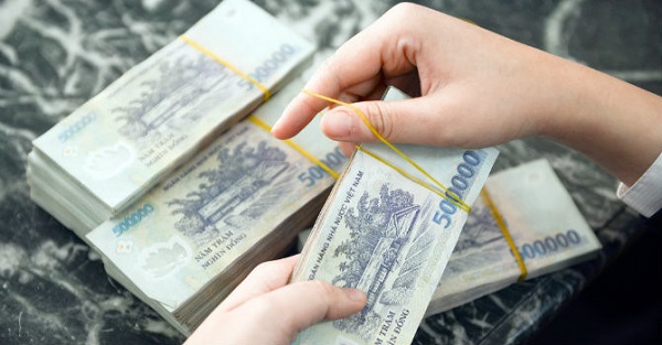 Lãi suất liên ngân hàng tăng mạnh