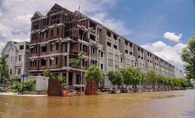 Vì sao Bộ Tài Chính đề xuất tạm dừng đổi đất lấy hạ tầng?