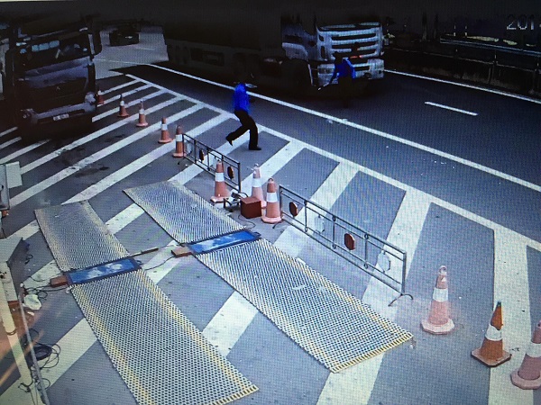 Hải Phòng: Không chấp hành hiệu lệnh, lái xe tông thẳng vào lực lượng Thanh tra giao thông