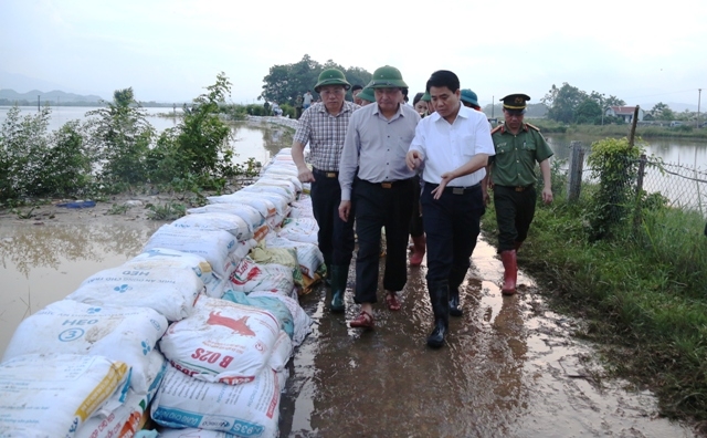 Hà Nội: Một số huyện ngập lụt kéo dài, phải tính đến phương án quy hoạch di dân - Hình 1