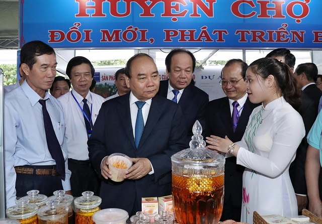 Thủ tướng Nguyễn Xuân Phúc dự Hội nghị xúc tiến đầu tư tỉnh Tiền Giang - Hình 1