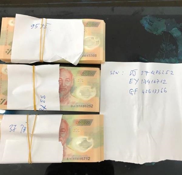 Hải quan Tân Thanh: Bắt đối tượng đang vận chuyển 33 triệu tiền giả