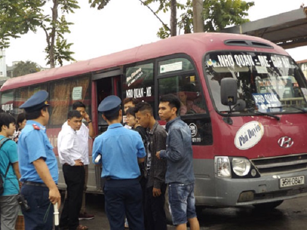 Hà Nội: Xử phạt 189 phương tiện vận tải vi phạm