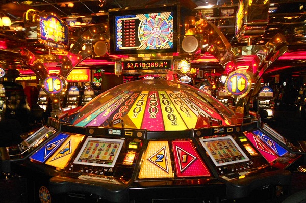 Đề xuất cắt giảm điều kiện kinh doanh Casino, cá cược