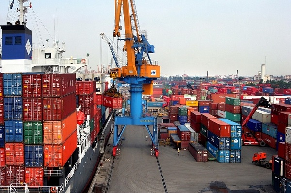 WTO: Xuất nhập khẩu hàng hóa toàn thế giới 2017 tăng 11% - Hình 1