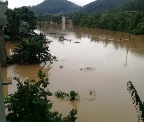 Thanh Hóa: Nước sông Mã dâng cao, hàng nghìn hộ dân phải di dời khẩn cấp - Hình 2