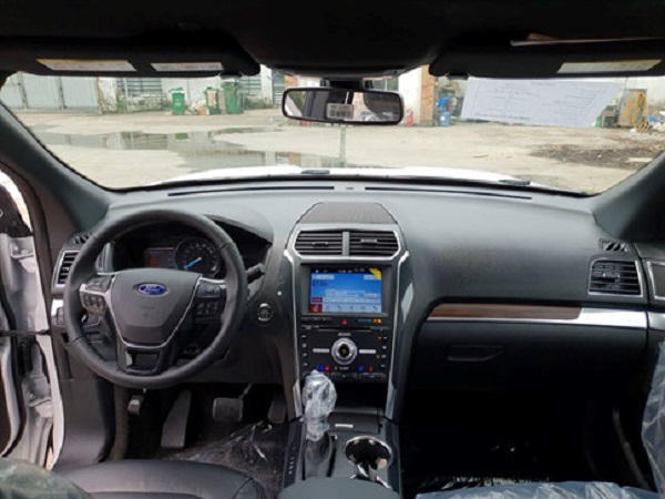 Mẫu xe phiên bản cải tiến Ford Explorer về Việt Nam sau nửa năm khan hiếm hàng