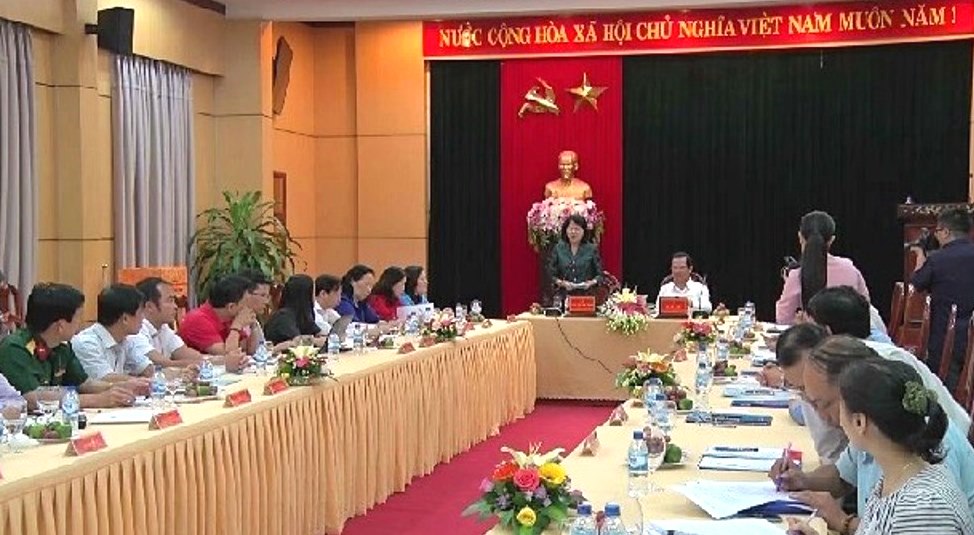 Phó chủ tịch nước Đặng Thị Ngọc Thịnh làm việc với tỉnh Quảng Ngãi - Hình 1