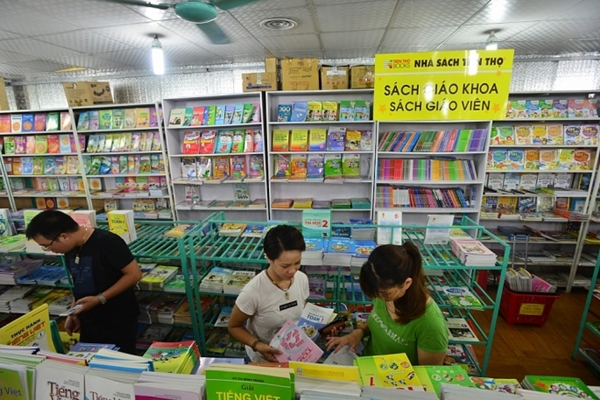 Nhà xuất bản Giáo dục Việt Nam: Lập đường dây nóng kịp thời cung ứng đủ sách giáo khoa - Hình 1