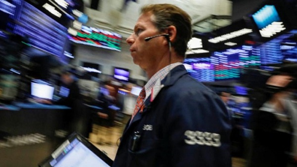 Chiến tranh thương mại leo thang đẩy chứng khoán Mỹ giảm điểm