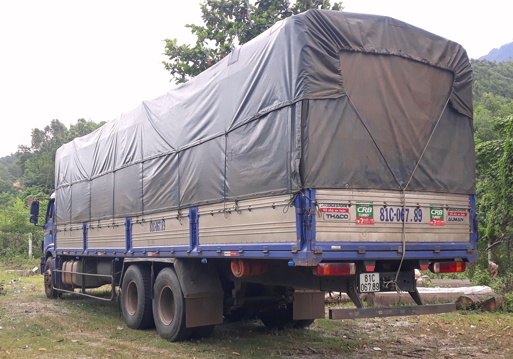 Quảng Nam: Liên tiếp phát hiện nhiều vụ vận chuyển gỗ lậu - Hình 2
