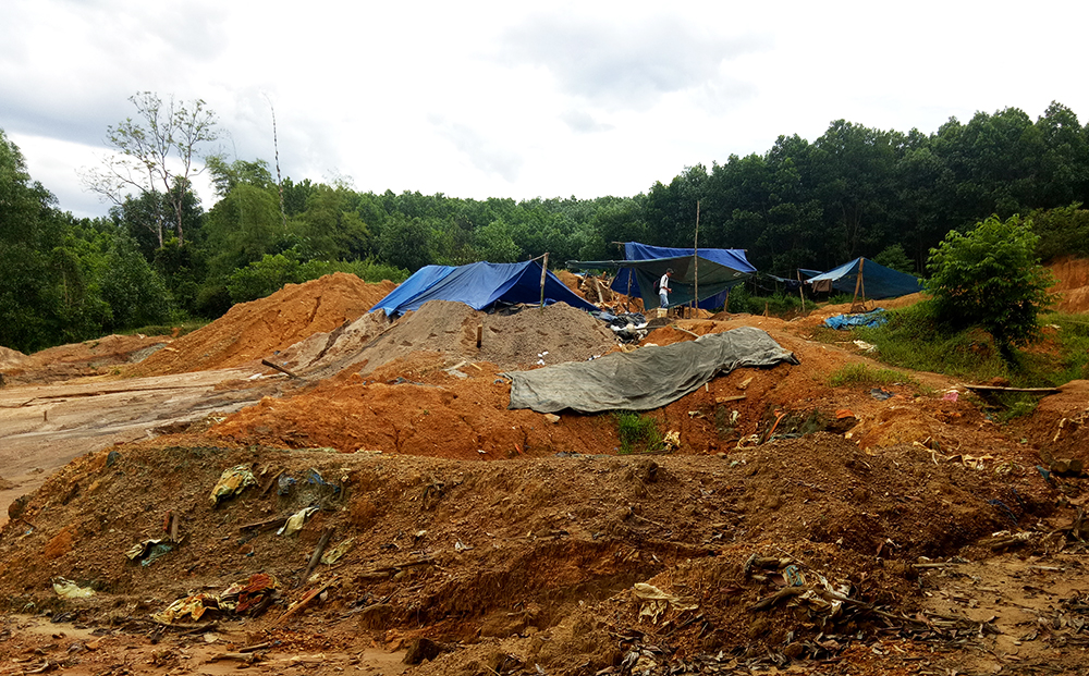 Quảng Nam: Khai thác vàng trái phép ở Tam Lãnh nóng trở lại