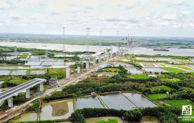 Cao tốc Bến Lức - Long Thành chậm tiến độ, khó thông xe vào cuối năm 2018 do vướng mặt bằng