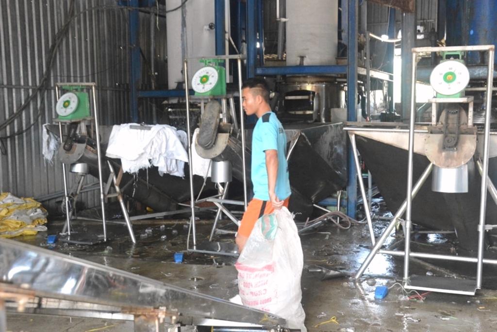 BQL An toàn thực phẩm TP Đà Nẵng: Phát hiện cơ sở sản xuất đá viên không đảm bảo vệ sinh - Hình 1