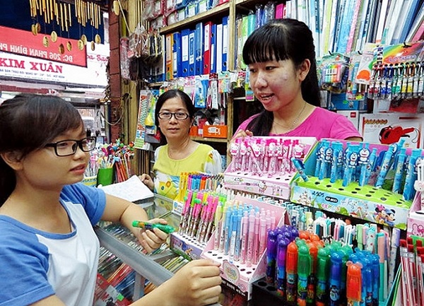Hàng Việt chiếm ưu thế trong mùa khai giảng 2018 – 2019