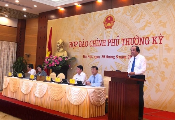 'Nóng' vụ Con Cưng tại Họp báo Chính phủ tháng 8