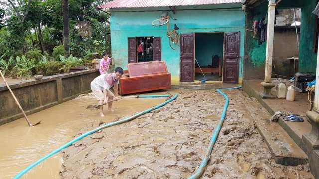 Thanh Hóa: Nhanh chóng khắc phục hậu quả do mưa lũ gây ra - Hình 2