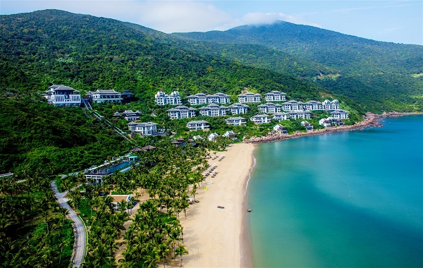 InterContinental Danang Sun Peninsula Resort nhận 5 giải thưởng tại World Travel Awards 2018 - Hình 1