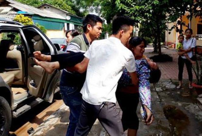 Yên Bái: Ngộ độc khí, hơn 40 công nhân nhập viện