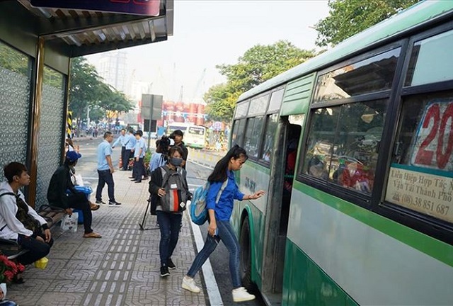 TP.HCM: Đề xuất miễn phí dịch vụ xe buýt cho học sinh - Hình 1
