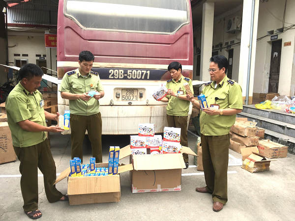 Lạng Sơn: Bắt giữ gần 500 sản phẩm đồ chơi trẻ em nhập lậu - Hình 1