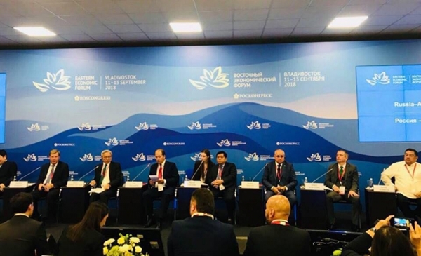 Việt Nam tham dự Diễn đàn Kinh tế Phương Đông lần thứ tư