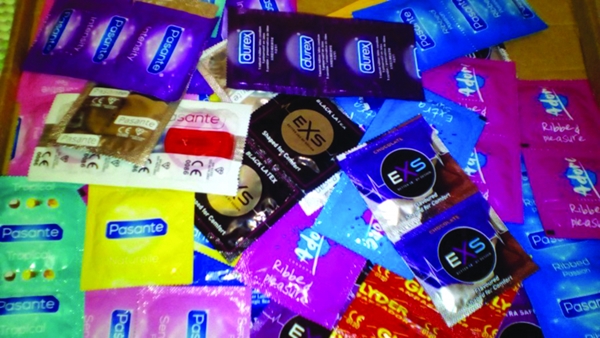 Hiểm họa khôn lường từ bao cao su giả